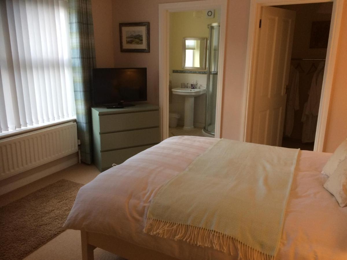 Oran Beag House Panzió Maghera  Kültér fotó